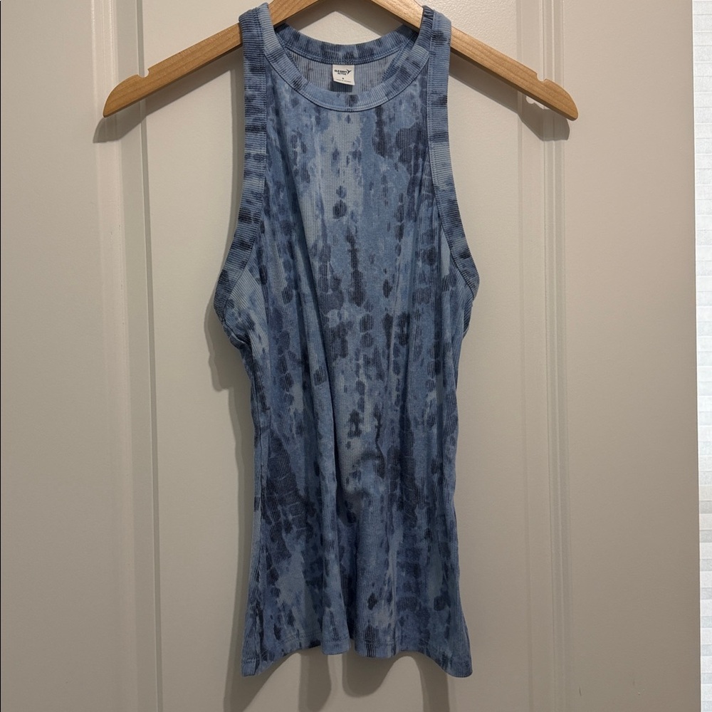 EUC. Small Old Navy Active High Neck Ribbed Tank